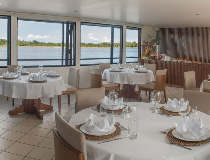 Avatar Amazon Lodge & Canopy Park