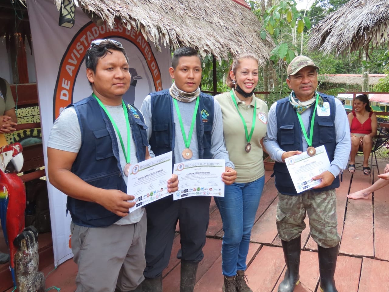 Caminos de Plumas: Educación y Conservación de nuestas aves