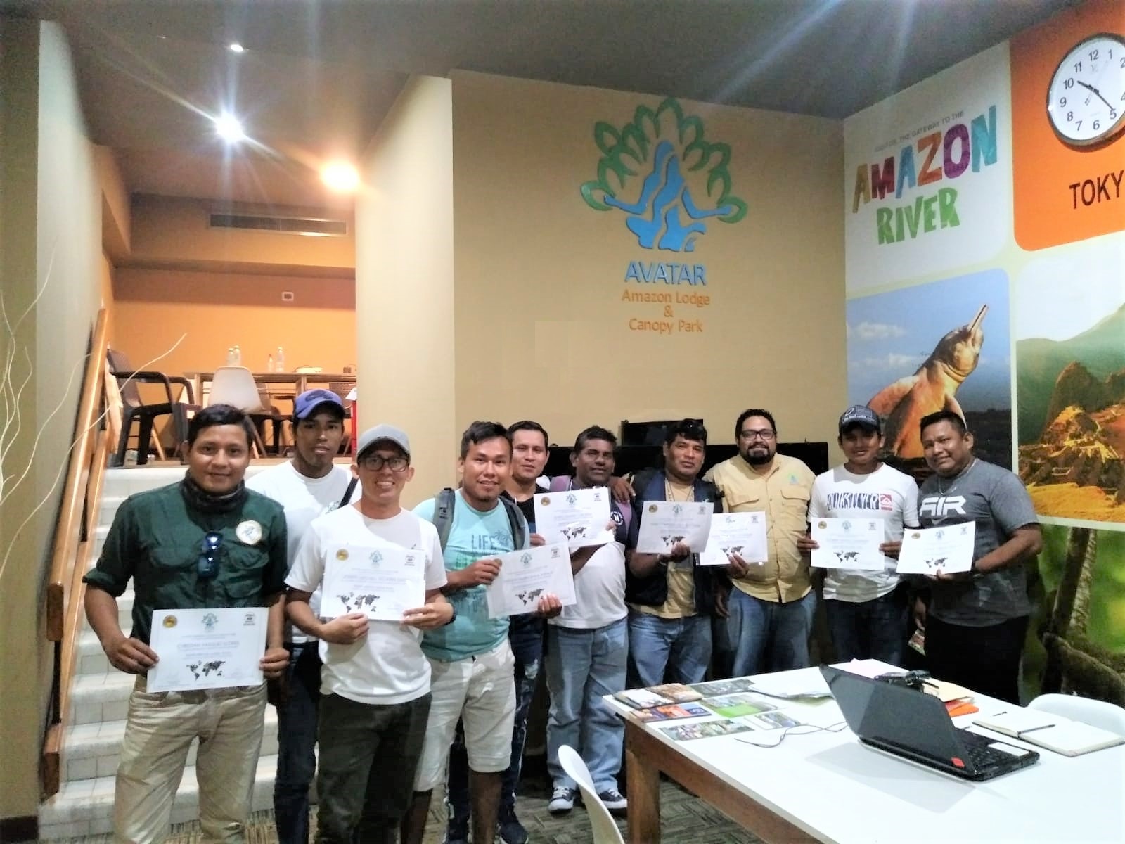 Caminos de Plumas: Educación y Conservación de nuestas aves